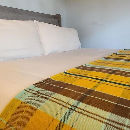 Centrally Located In Rogers And Bentonville! -Private Rooms المظهر الخارجي الصورة