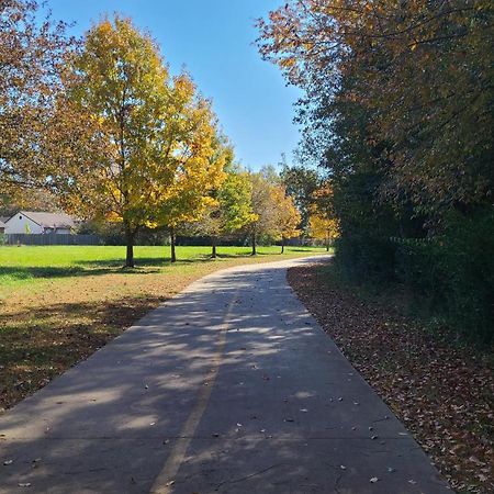 Centrally Located In Rogers And Bentonville! -Private Rooms المظهر الخارجي الصورة