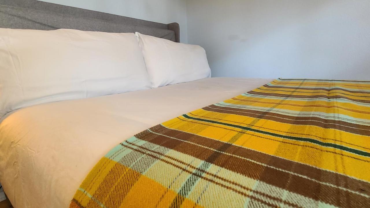 Centrally Located In Rogers And Bentonville! -Private Rooms المظهر الخارجي الصورة